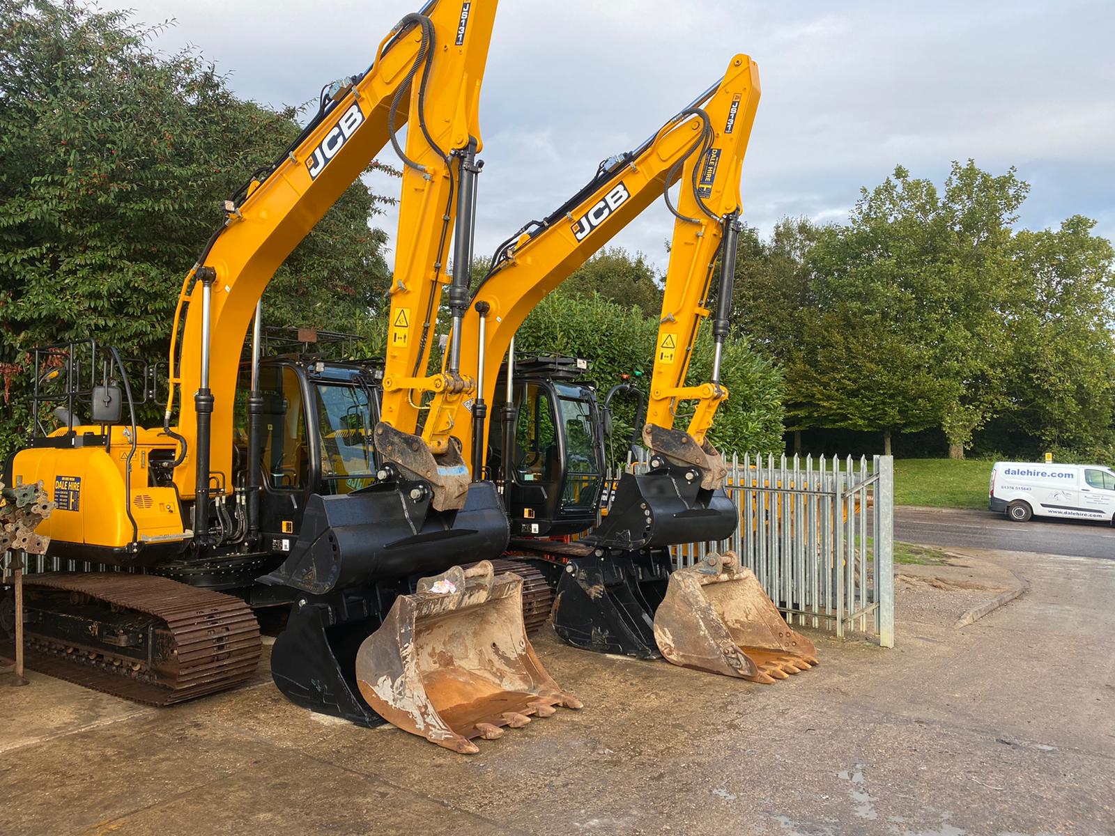 13 Ton Digger Hire London on construction site